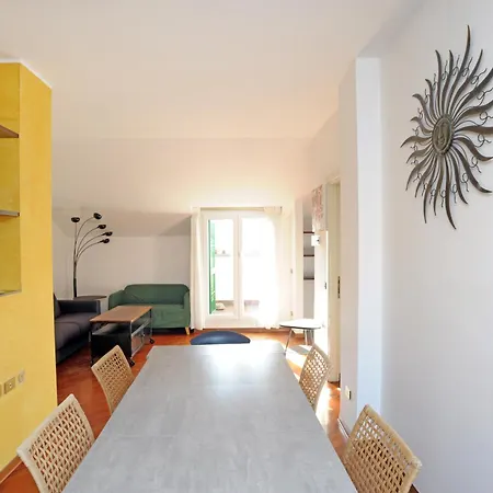 Pont De Ferr Apartman