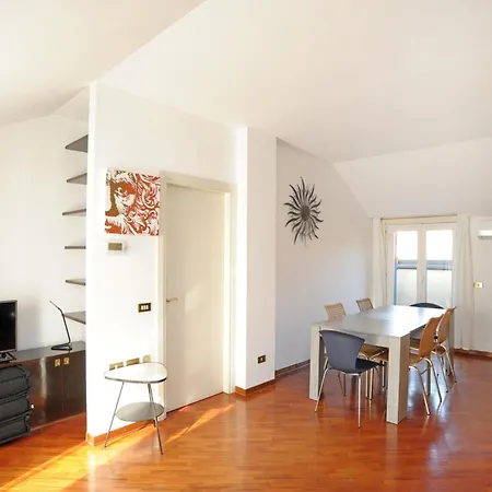 Pont De Ferr Apartman Milánó